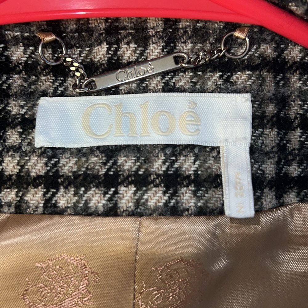 Chloe - Picture 6 of 6